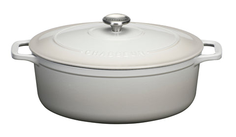 Chasseur 5.3-Quart Enameled Cast Iron Oval Dutch Oven – Macadamia Cream