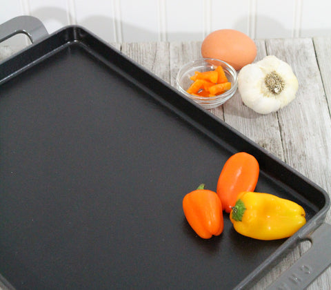 Chasseur French Rectangular Enameled Cast Iron Griddle, 14-inch, Caviar Grey