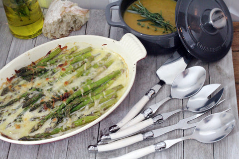 Chasseur French Enameled Cast Iron 11-inch Oval Casserole, Red-CI_3602R