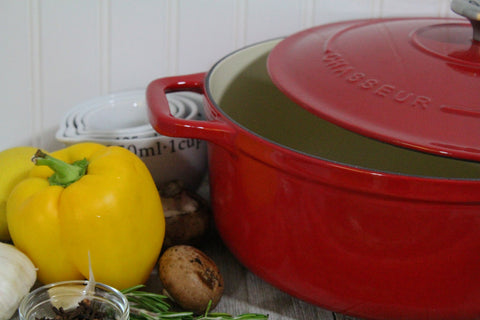 Chasseur French Enameled Cast Iron Round Dutch Oven, 5.25-quart, Red