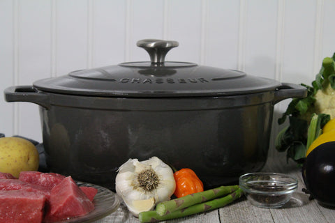 Chasseur French Enameled Cast Iron Oval Dutch Oven, 4.2-quart, Caviar Grey