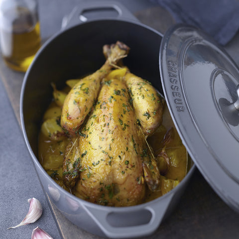 Chasseur French Enameled Cast Iron Oval Dutch Oven, 6-quart, Caviar Grey