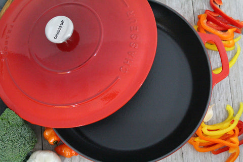 Chasseur French Enameled Cast Iron Braiser with Lid, 2.6-quart, Red