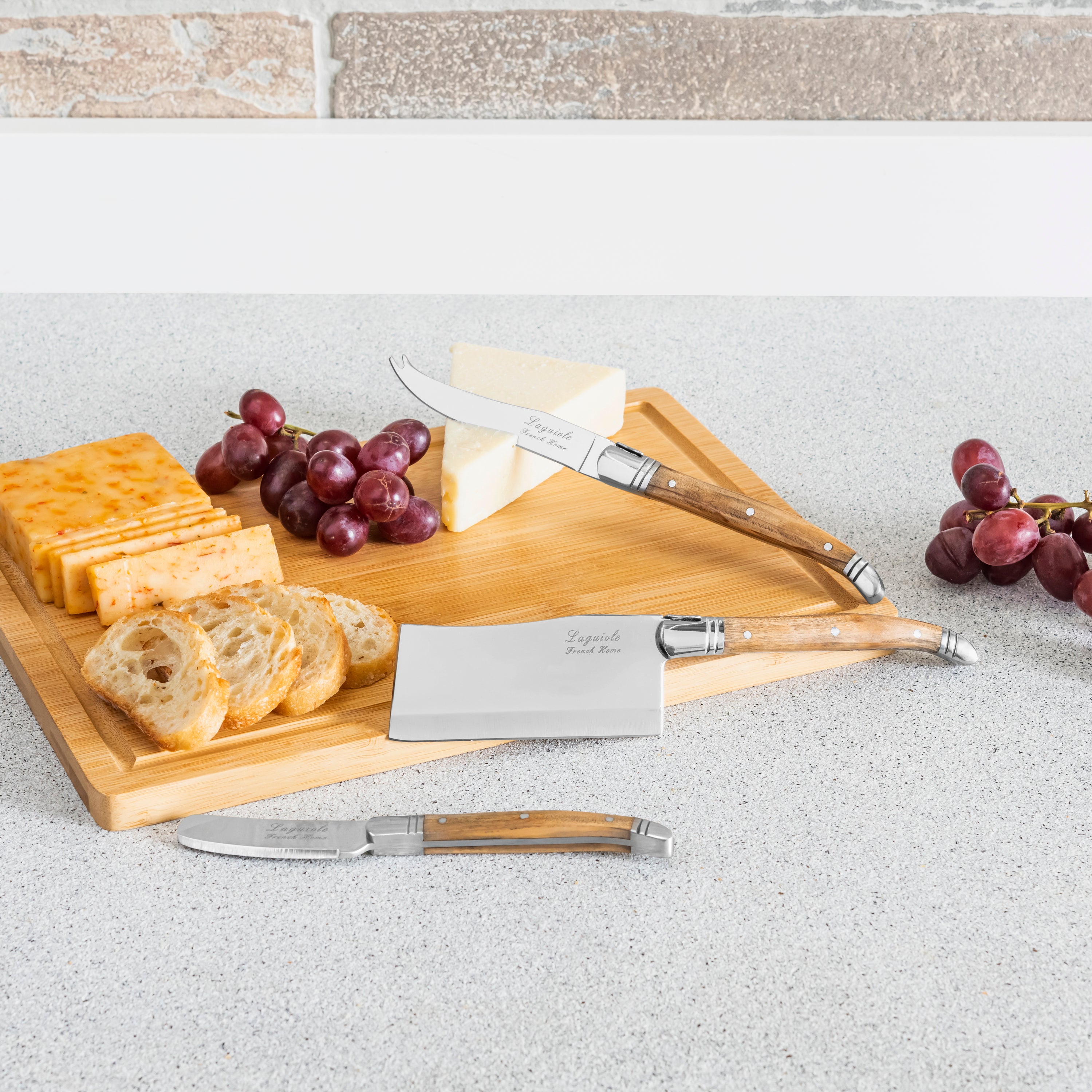 French Home Connoisseur Laguiole Cheese Knife and Board - Thumbnail 3